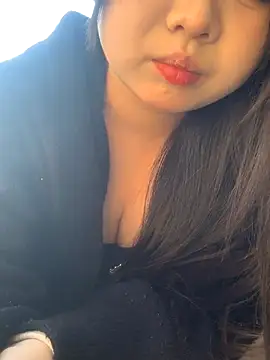 kunkun-2136 online show from November 21, 2025, 3:27 am