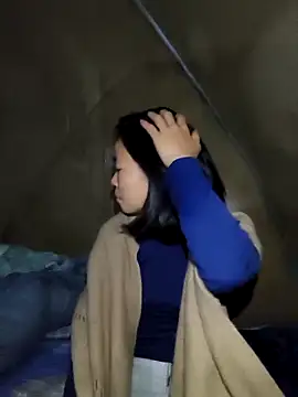 Cat-meow online show from November 28, 2025, 1:44 pm