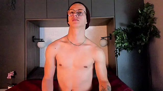 Brandon starkk online show from December 16, 2025, 12:09 pm