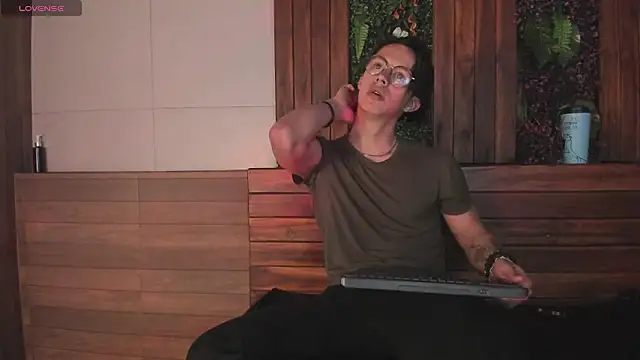 Brandon starkk online show from March 19, 2026, 11:54 am