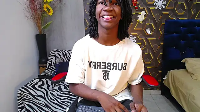 Snapshot of negga_cum chatting on November 26, 2025, 1:44 pm negga cum online show from November 26, 2025, 1:44 pm