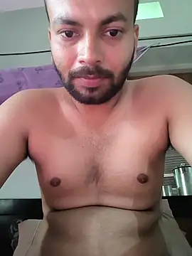 Snapshot of hunterr1593 chatting on May 31, 2026, 2:39 am hunterr1593 online show from May 31, 2026, 2:39 am
