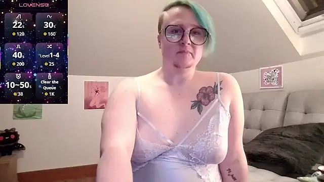 queerlyjaz online show from January 14, 2026, 1:53 am