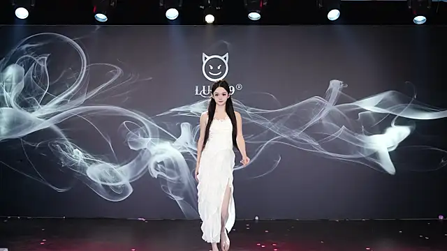 LU-909 online show from November 29, 2025, 8:03 am