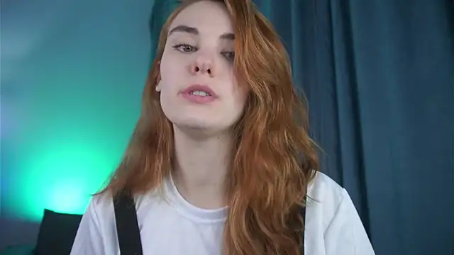 foxy cute4you online show from February 15, 2026, 8:08 pm