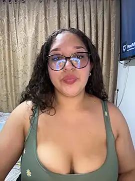 Whitneyy online show from November 23, 2025, 3:27 am