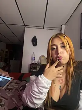 LeahCat69 online show from November 17, 2025, 3:10 am