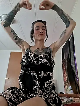 MaitressePomme3 online show from November 21, 2025, 2:16 pm