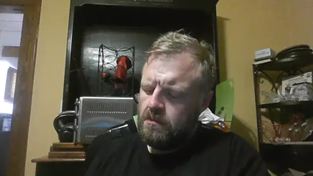 Snapshot of TheOneDonShaun chatting on June 27, 2026, 1:44 am TheOneDonShaun online show from June 27, 2026, 1:44 am