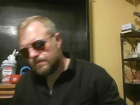 Snapshot of TheOneDonShaun chatting on June 11, 2026, 2:53 am TheOneDonShaun online show from June 11, 2026, 2:53 am
