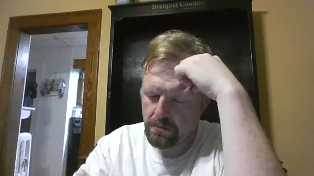 Snapshot of TheOneDonShaun chatting on April 22, 2026, 1:23 am TheOneDonShaun online show from April 22, 2026, 1:23 am