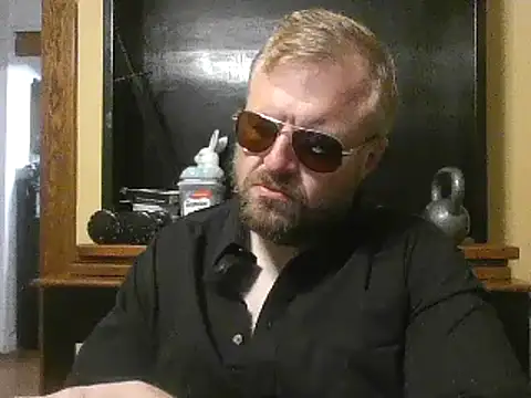 Snapshot of TheOneDonShaun chatting on June 11, 2026, 2:22 am TheOneDonShaun online show from June 11, 2026, 2:22 am