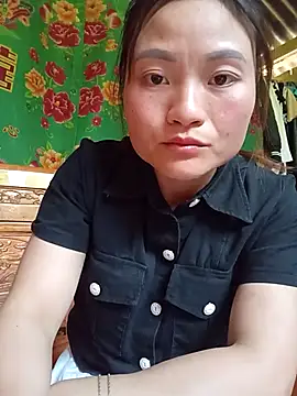 Lee-Thee online show from November 22, 2025, 6:23 am