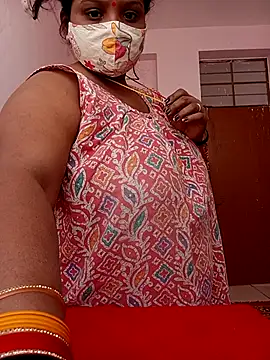 CUTE-LOVE-SWEETS online show from April 10, 2026, 4:52 am