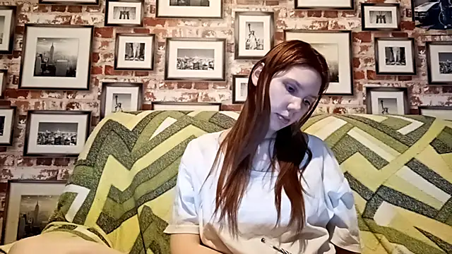 EvieBaggette online show from December 3, 2025, 6:14 am