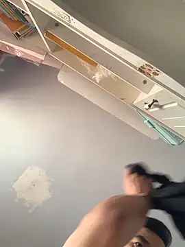 Mistliu online show from November 26, 2025, 1:16 am