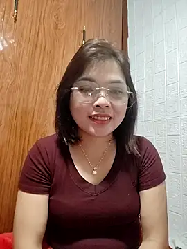 Snapshot of Cover-baa chatting on December 19, 2025, 10:45 pm Cover-baa online show from December 19, 2025, 10:45 pm