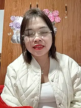 Snapshot of Cover-baa chatting on January 8, 2026, 9:54 pm Cover-baa online show from January 8, 2026, 9:54 pm