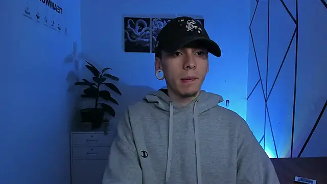 James Adams 01 online show from November 26, 2025, 12:16 pm