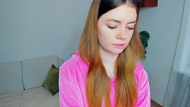 AngelesBenitz online show from December 19, 2025, 7:00 am