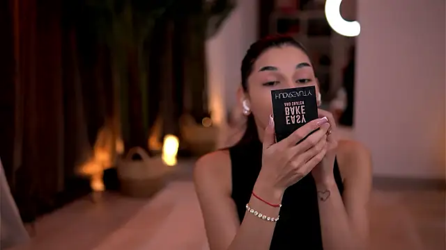 Snapshot of LuvCaprice chatting on February 9, 2026, 3:10 pm LuvCaprice online show from February 9, 2026, 3:10 pm