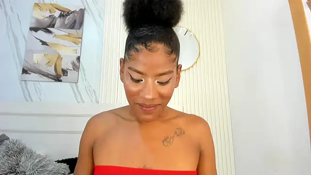 Afro Luna online show from April 3, 2026, 10:32 am