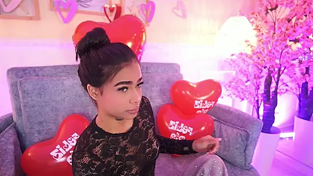 MeganLowell online show from February 14, 2026, 7:25 pm