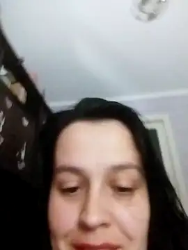 Liliakis online show from November 23, 2025, 7:57 pm