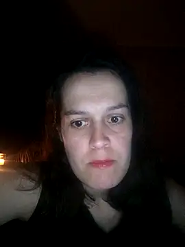 Liliakis online show from November 21, 2025, 7:57 pm