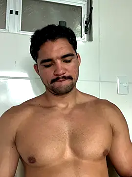 Snapshot of bigodeforte chatting on November 18, 2025, 2:20 pm bigodeforte online show from November 18, 2025, 2:20 pm