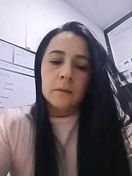 Snapshot of Sex_Annie chatting on June 24, 2026, 4:22 am Sex Annie online show from June 24, 2026, 4:22 am