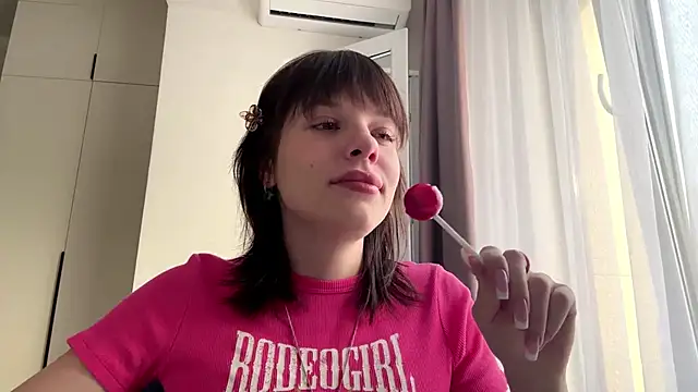 LollySimes online show from November 20, 2025, 9:43 am