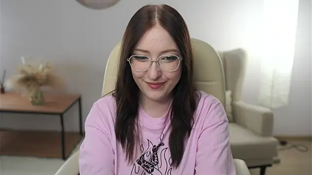 AyannaHerriott online show from November 20, 2025, 1:01 pm