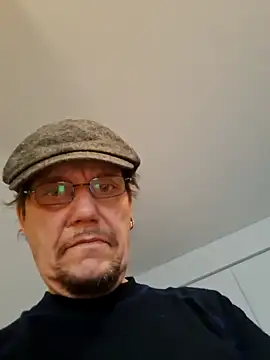 Dantekp online show from November 20, 2025, 4:24 am