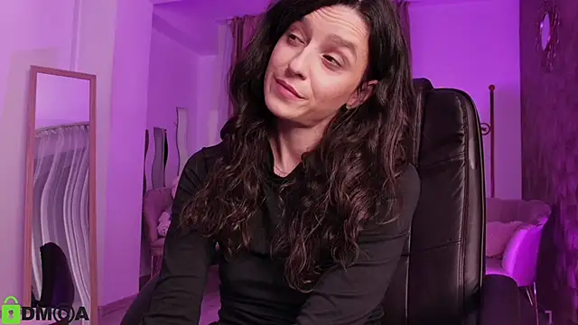 AnnaHarperX online show from February 4, 2026, 6:14 pm