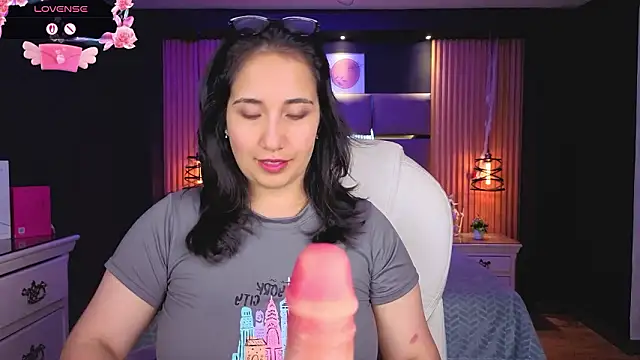 Lauroberts7 online show from February 16, 2026, 7:34 pm