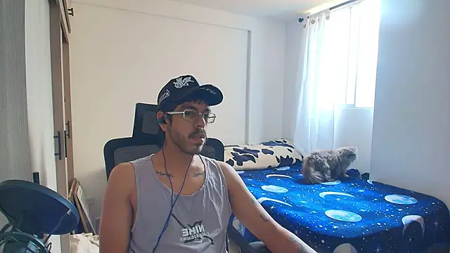 Snapshot of naitt_ chatting on November 23, 2025, 12:48 pm naitt online show from November 23, 2025, 12:48 pm