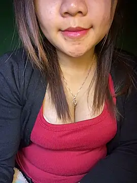 Snapshot of Sunset-yll chatting on February 20, 2026, 2:08 am Sunset-yll online show from February 20, 2026, 2:08 am