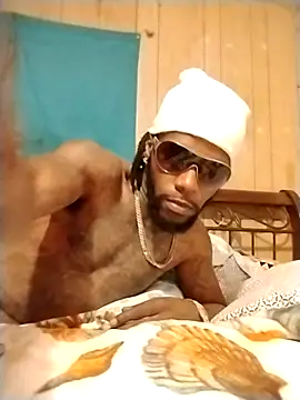 Snapshot of Faevaca38_ chatting on November 23, 2025, 11:09 am Faevaca38 online show from November 23, 2025, 11:09 am