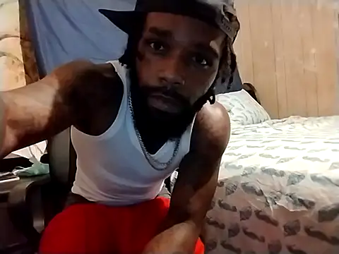 Snapshot of Faevaca38_ chatting on November 21, 2025, 8:24 am Faevaca38 online show from November 21, 2025, 8:24 am