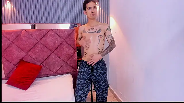 isaiah parker online show from November 21, 2025, 3:38 am