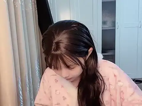 bunny-- online show from November 19, 2025, 3:23 pm