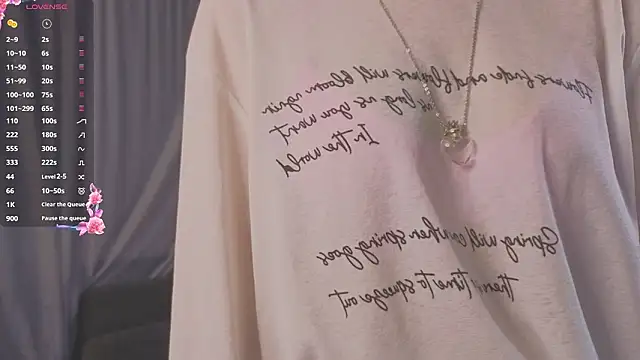 UmbraVelour online show from March 26, 2026, 1:09 pm