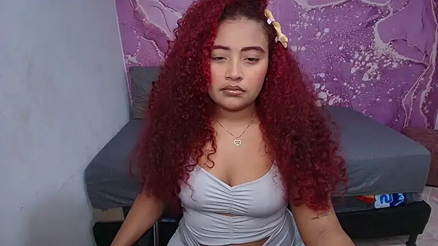 Snapshot of crespa_latin chatting on February 11, 2026, 1:05 am crespa latin online show from February 11, 2026, 1:05 am