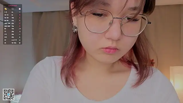 PatrickStimac online show from November 28, 2025, 4:12 am