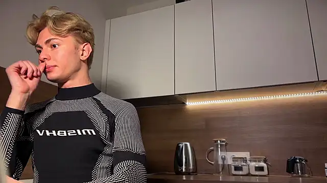 Even Vrot online show from April 17, 2026, 7:49 pm