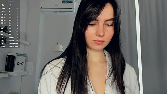 FeliciaKogen online show from March 11, 2026, 7:02 am