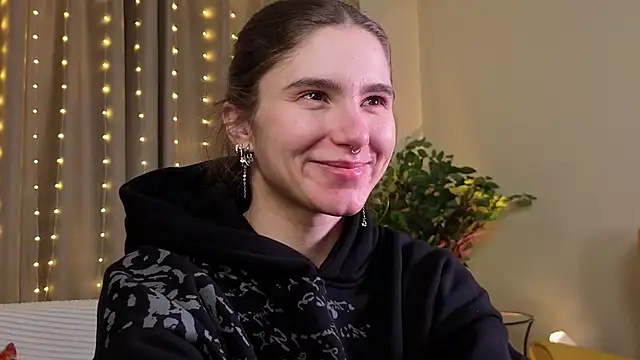 RozanneJordan online show from January 10, 2026, 3:18 pm