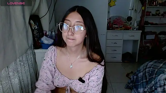 Nanylux online show from January 17, 2026, 2:48 am