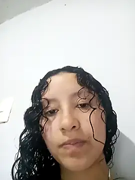 pettymoon1 online show from January 8, 2026, 12:49 am